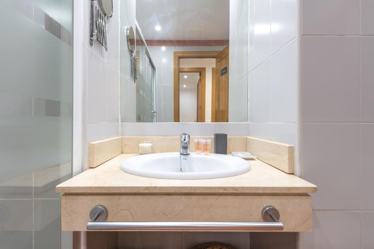 2 Bedrooms 2 Bathrooms Furnished - Malsana - With Pool - Mintystay Madrid Dış mekan fotoğraf