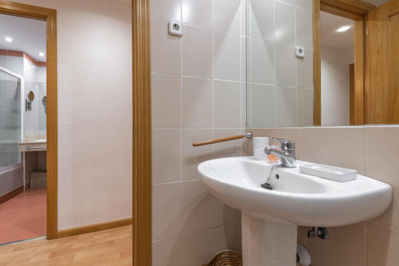2 Bedrooms 2 Bathrooms Furnished - Malsana - With Pool - Mintystay Madrid Dış mekan fotoğraf